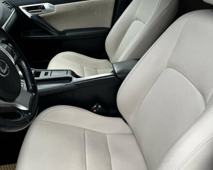 Черный Лексус СТ, объемом двигателя 1.8 л и пробегом 150 тыс. км за 14500 $, фото 23 на Automoto.ua