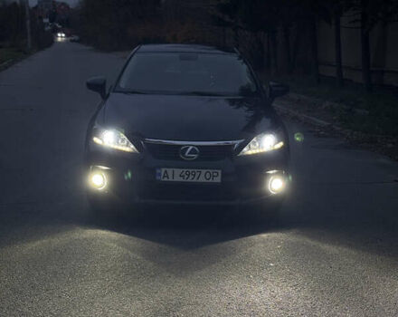 Черный Лексус СТ, объемом двигателя 1.8 л и пробегом 225 тыс. км за 12000 $, фото 7 на Automoto.ua