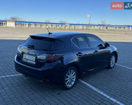 Чорний Лексус СТ, об'ємом двигуна 1.8 л та пробігом 129 тис. км за 12500 $, фото 6 на Automoto.ua