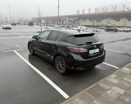 Черный Лексус СТ, объемом двигателя 1.8 л и пробегом 299 тыс. км за 9500 $, фото 3 на Automoto.ua