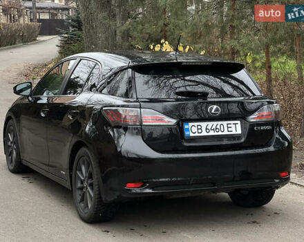 Черный Лексус СТ, объемом двигателя 1.8 л и пробегом 299 тыс. км за 9700 $, фото 3 на Automoto.ua