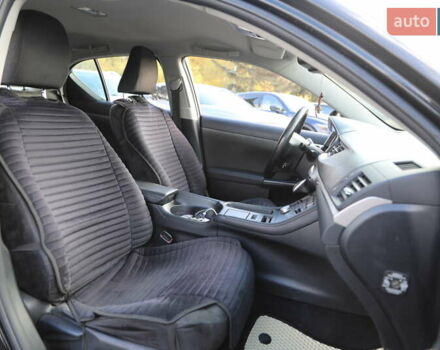 Лексус СТ 2011 в Харькове на Automoto.ua Черный Лексус СТ, объемом двигателя 1.8 л и пробегом 223 тыс. км за 11500 $, фото 9 на Automoto.ua