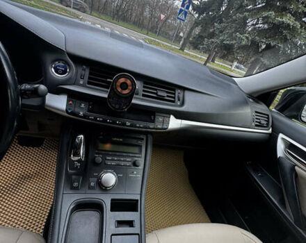 Черный Лексус СТ, объемом двигателя 1.8 л и пробегом 150 тыс. км за 14500 $, фото 28 на Automoto.ua