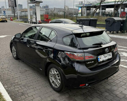 Черный Лексус СТ, объемом двигателя 1.8 л и пробегом 305 тыс. км за 9900 $, фото 6 на Automoto.ua