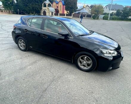 Лексус СТ 2013 в Киеве на Automoto.ua Черный Лексус СТ, объемом двигателя 1.8 л и пробегом 142 тыс. км за 12500 $, фото 1 на Automoto.ua