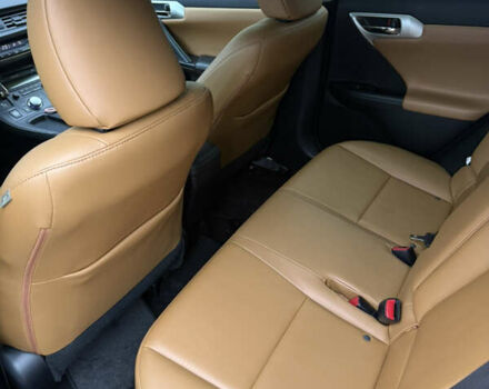 Чорний Лексус СТ, об'ємом двигуна 1.8 л та пробігом 156 тис. км за 14200 $, фото 12 на Automoto.ua