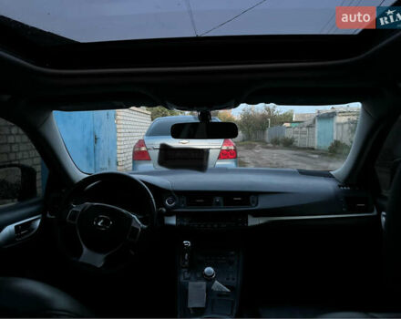 Черный Лексус СТ, объемом двигателя 1.8 л и пробегом 175 тыс. км за 13600 $, фото 8 на Automoto.ua