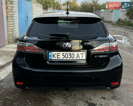 Черный Лексус СТ, объемом двигателя 1.8 л и пробегом 175 тыс. км за 13600 $, фото 5 на Automoto.ua