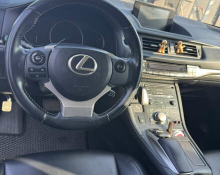 Чорний Лексус СТ, об'ємом двигуна 1.8 л та пробігом 250 тис. км за 12500 $, фото 7 на Automoto.ua