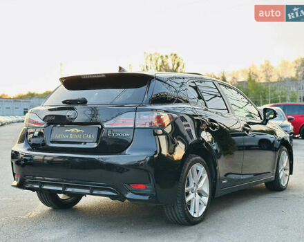Чорний Лексус СТ, об'ємом двигуна 1.8 л та пробігом 142 тис. км за 14500 $, фото 9 на Automoto.ua