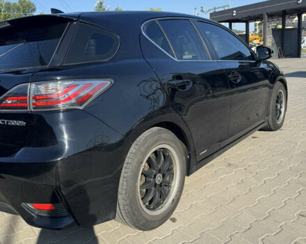 Чорний Лексус СТ, об'ємом двигуна 1.8 л та пробігом 250 тис. км за 12500 $, фото 5 на Automoto.ua