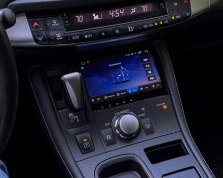 Чорний Лексус СТ, об'ємом двигуна 1.8 л та пробігом 100 тис. км за 14300 $, фото 7 на Automoto.ua