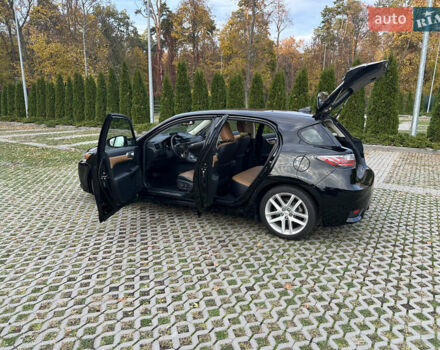 Чорний Лексус СТ, об'ємом двигуна 1.8 л та пробігом 132 тис. км за 12450 $, фото 30 на Automoto.ua