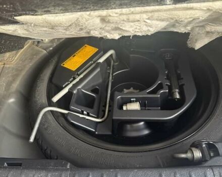 Черный Лексус СТ, объемом двигателя 1.8 л и пробегом 130 тыс. км за 14999 $, фото 11 на Automoto.ua