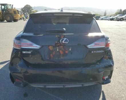 Черный Лексус СТ, объемом двигателя 1.8 л и пробегом 164 тыс. км за 2800 $, фото 5 на Automoto.ua