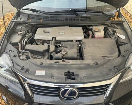 Черный Лексус СТ, объемом двигателя 1.8 л и пробегом 130 тыс. км за 14999 $, фото 4 на Automoto.ua