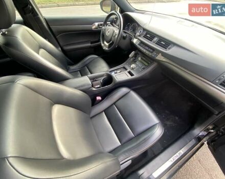Лексус СТ 2015 у Києві на Automoto.ua Чорний Лексус СТ, об'ємом двигуна 1.8 л та пробігом 118 тис. км за 14800 $, фото 10 на Automoto.ua