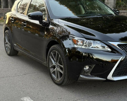 Черный Лексус СТ, объемом двигателя 1.8 л и пробегом 150 тыс. км за 12000 $, фото 4 на Automoto.ua