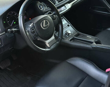 Черный Лексус СТ, объемом двигателя 1.8 л и пробегом 150 тыс. км за 12000 $, фото 13 на Automoto.ua