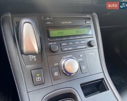 Черный Лексус СТ, объемом двигателя 1.8 л и пробегом 118 тыс. км за 14800 $, фото 14 на Automoto.ua