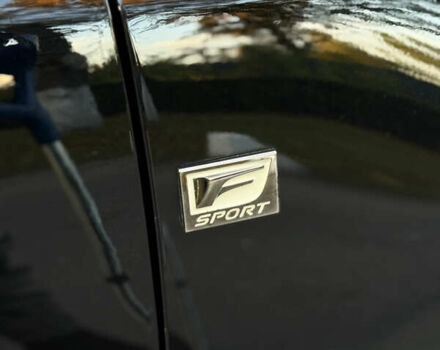 Черный Лексус СТ, объемом двигателя 1.8 л и пробегом 150 тыс. км за 12000 $, фото 28 на Automoto.ua