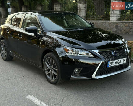 Черный Лексус СТ, объемом двигателя 1.8 л и пробегом 150 тыс. км за 12000 $, фото 3 на Automoto.ua
