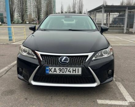 Черный Лексус СТ, объемом двигателя 1.8 л и пробегом 66 тыс. км за 15000 $, фото 2 на Automoto.ua