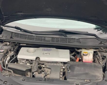 Черный Лексус СТ, объемом двигателя 1.8 л и пробегом 66 тыс. км за 15000 $, фото 6 на Automoto.ua