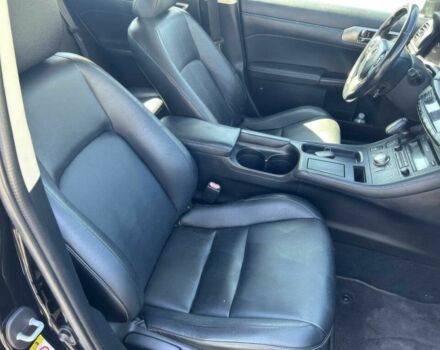 Черный Лексус СТ, объемом двигателя 1.8 л и пробегом 73 тыс. км за 3500 $, фото 6 на Automoto.ua