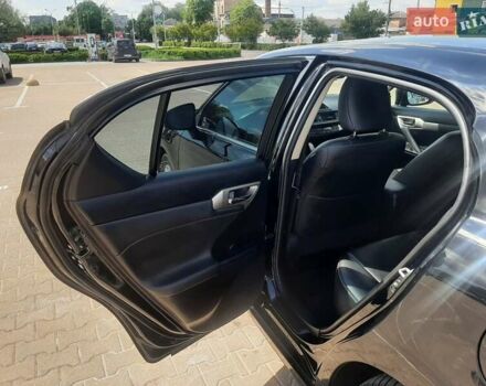 Чорний Лексус СТ, об'ємом двигуна 1.8 л та пробігом 200 тис. км за 17500 $, фото 14 на Automoto.ua