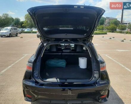 Чорний Лексус СТ, об'ємом двигуна 1.8 л та пробігом 200 тис. км за 17500 $, фото 18 на Automoto.ua