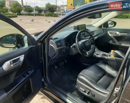 Чорний Лексус СТ, об'ємом двигуна 1.8 л та пробігом 200 тис. км за 17500 $, фото 22 на Automoto.ua