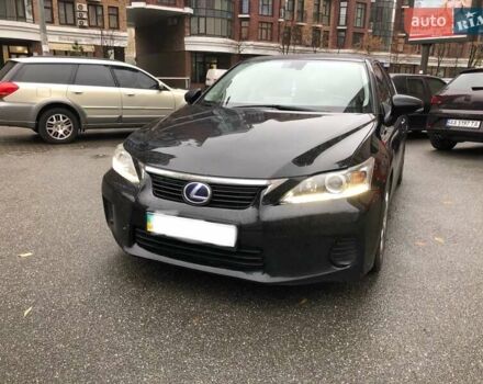 Черный Лексус СТ, объемом двигателя 1.8 л и пробегом 280 тыс. км за 10300 $, фото 1 на Automoto.ua