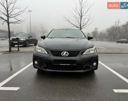 Чорний Лексус СТ, об'ємом двигуна 1.8 л та пробігом 299 тис. км за 9500 $, фото 1 на Automoto.ua