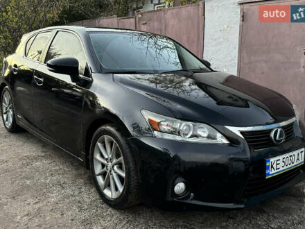 Черный Лексус СТ, объемом двигателя 1.8 л и пробегом 175 тыс. км за 13600 $, фото 1 на Automoto.ua