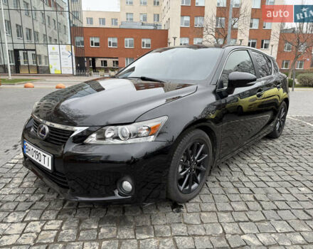 Черный Лексус СТ, объемом двигателя 1.8 л и пробегом 156 тыс. км за 14200 $, фото 1 на Automoto.ua