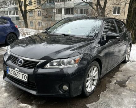 Черный Лексус СТ, объемом двигателя 1.8 л и пробегом 147 тыс. км за 12700 $, фото 1 на Automoto.ua