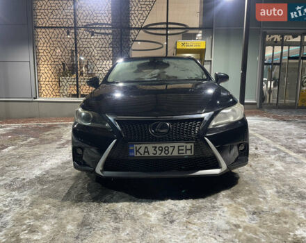 Черный Лексус СТ, объемом двигателя 1.8 л и пробегом 132 тыс. км за 13200 $, фото 1 на Automoto.ua