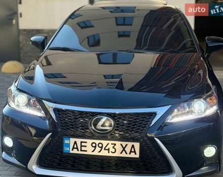 Черный Лексус СТ, объемом двигателя 1.8 л и пробегом 106 тыс. км за 13500 $, фото 1 на Automoto.ua