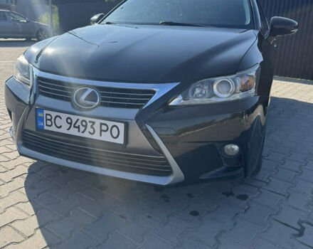 Чорний Лексус СТ, об'ємом двигуна 1.8 л та пробігом 250 тис. км за 12500 $, фото 1 на Automoto.ua