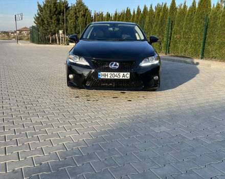 Черный Лексус СТ, объемом двигателя 1.8 л и пробегом 97 тыс. км за 15700 $, фото 1 на Automoto.ua
