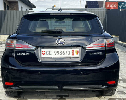 Лексус СТ 2011 в Луцке на Automoto.ua Фиолетовый Лексус СТ, объемом двигателя 1.8 л и пробегом 217 тыс. км за 12499 $, фото 11 на Automoto.ua