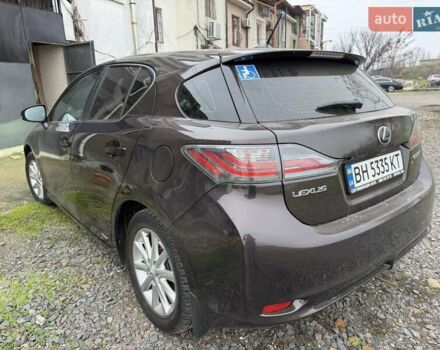 Коричневий Лексус СТ, об'ємом двигуна 1.8 л та пробігом 189 тис. км за 13000 $, фото 4 на Automoto.ua