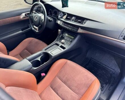 Коричневый Лексус СТ, объемом двигателя 1.8 л и пробегом 165 тыс. км за 14700 $, фото 13 на Automoto.ua