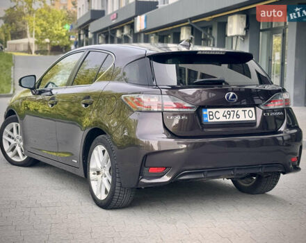 Коричневий Лексус СТ, об'ємом двигуна 1.8 л та пробігом 130 тис. км за 15300 $, фото 8 на Automoto.ua