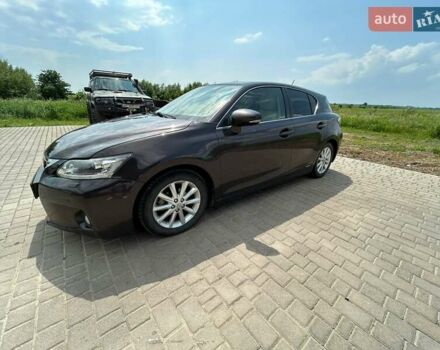 Коричневий Лексус СТ, об'ємом двигуна 1.8 л та пробігом 185 тис. км за 10200 $, фото 1 на Automoto.ua