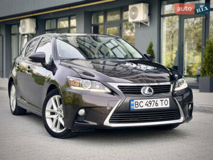 Лексус СТ 2015 в Львове на Automoto.ua Коричневый Лексус СТ, объемом двигателя 1.8 л и пробегом 130 тыс. км за 16500 $, фото 1 на Automoto.ua
