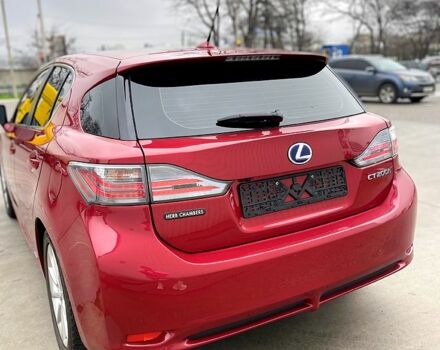 Красный Лексус СТ, объемом двигателя 1.8 л и пробегом 93 тыс. км за 13900 $, фото 6 на Automoto.ua