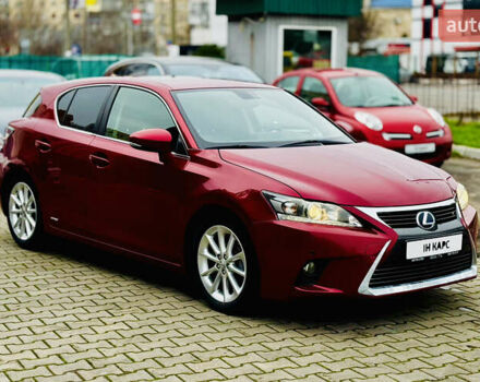 Червоний Лексус СТ, об'ємом двигуна 1.8 л та пробігом 189 тис. км за 13100 $, фото 5 на Automoto.ua
