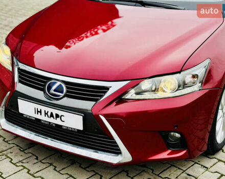 Червоний Лексус СТ, об'ємом двигуна 1.8 л та пробігом 189 тис. км за 13100 $, фото 6 на Automoto.ua